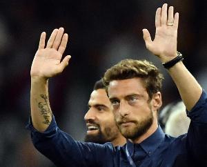 马尔基西奥坦言：换下齐沃 pivotal，战局扭转；科莫评估：双线