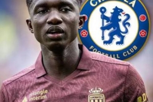 DO：切尔西4500万欧报价卡马拉遭拒后，最终报价5400万欧被接受